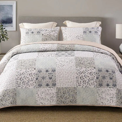 Boho Floral Patchwork Reversible Quilt Set - Ultra Soft 3-Piece Bedspread