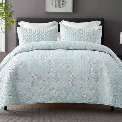 Boho Floral Patchwork Reversible Quilt Set - Ultra Soft 3-Piece Bedspread