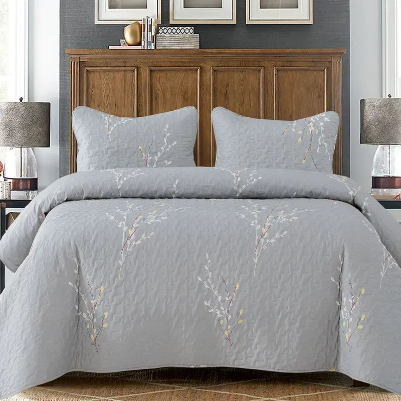 Boho Floral Patchwork Reversible Quilt Set - Ultra Soft 3-Piece Bedspread