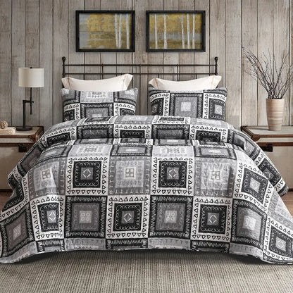Boho Floral Patchwork Reversible Quilt Set - Ultra Soft 3-Piece Bedspread